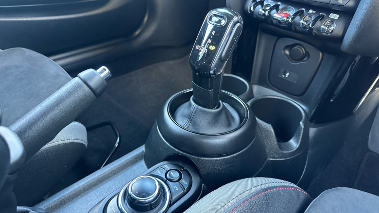 MINI Hatchback 2.0 John Cooper Works 3dr Auto [Comfort/Nav Pack] Petrol Hatchback